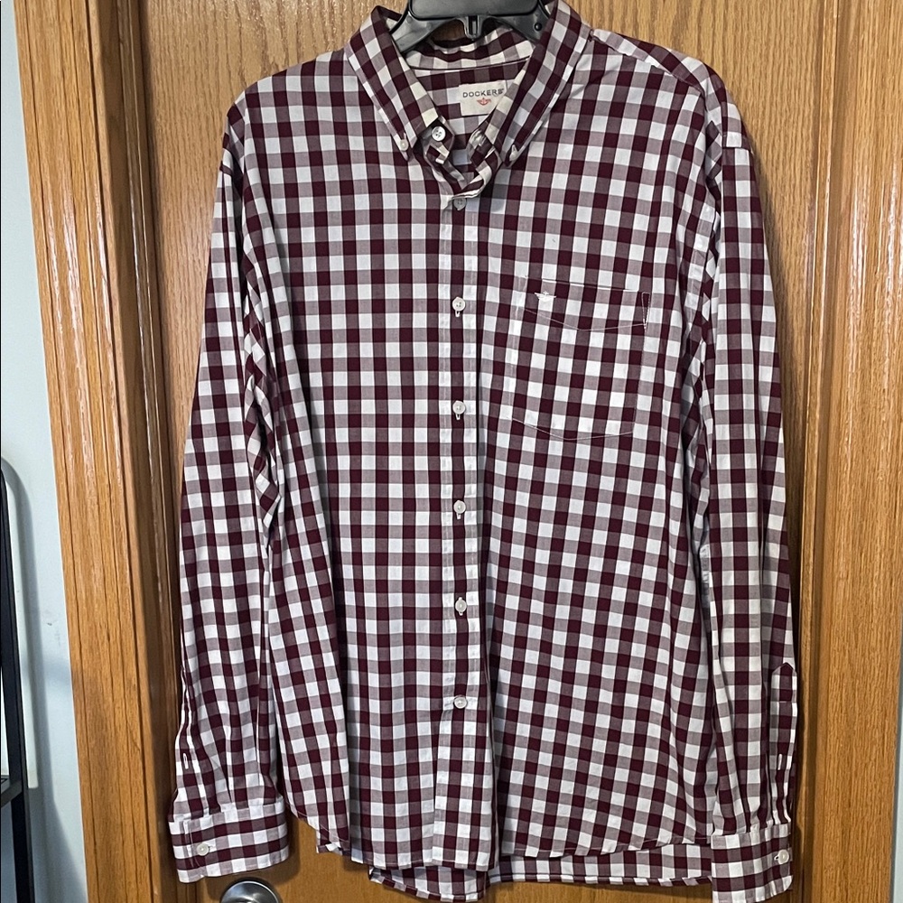 Dockers Burgundy and White Plaid Shirt Size XL